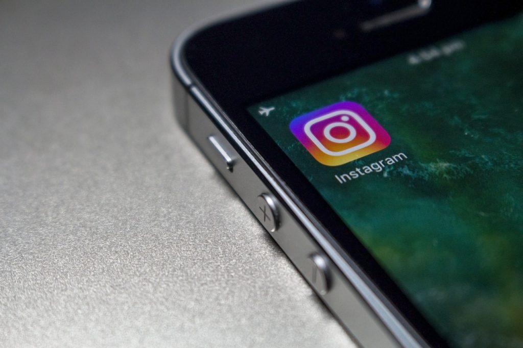 Instagram makes new under-16s’ accounts private by default to protect