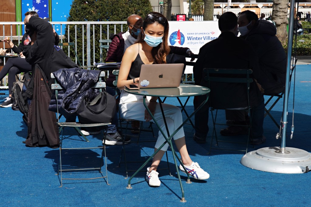 New York state mask mandate back in effect as judge grants stay in ...