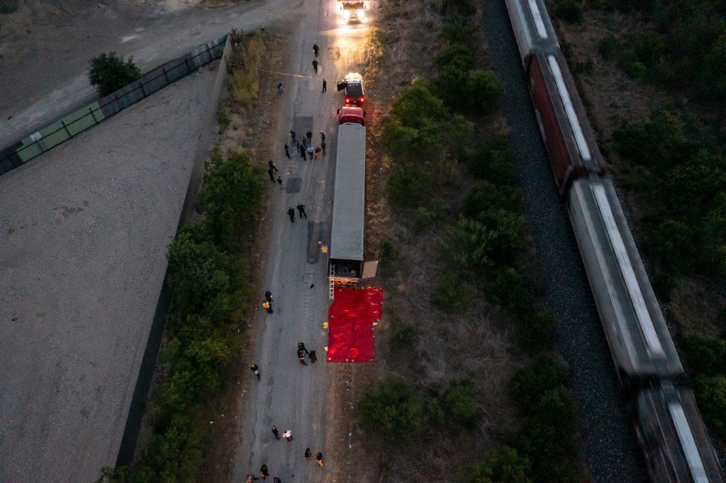 Two more men charged in truck smuggling incident that killed 53 ...